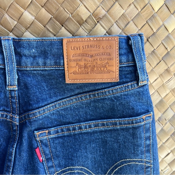 Levi’s ribcage straight jeans - Picture 3 of 3